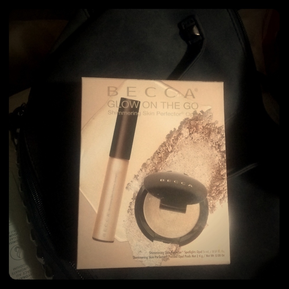 Becca glow on the go